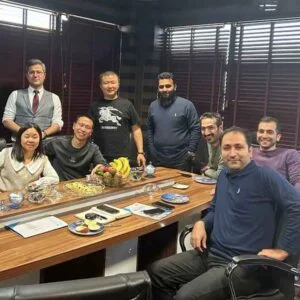 International buyer visiting the metal luggage factory in Dongguan