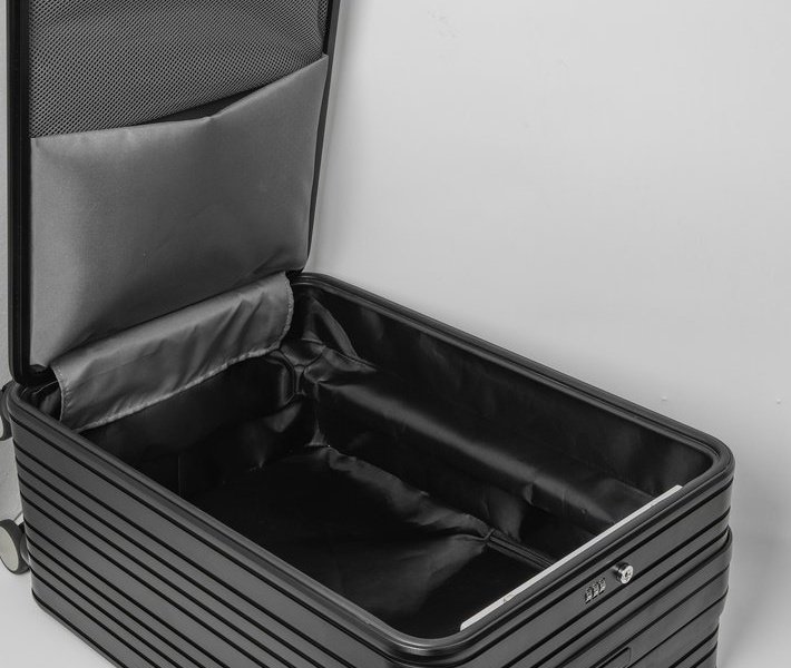 TS-005 One main packing compartment